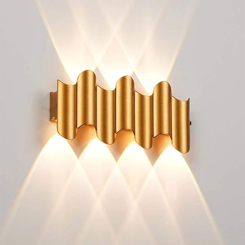 Aluminum Golden Body LED Wall  - Xl Outdoor Lighting 评论和价格